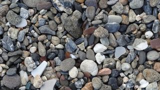 シーグラス拾い