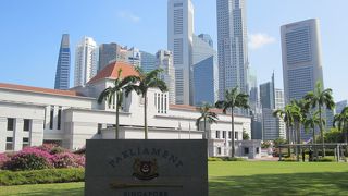 圧倒的な巨大建築