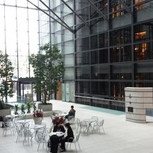 明るいパブリックスペース