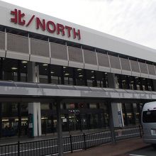 伊丹空港ターミナルビル（北ウィング）