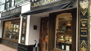 まるでパリのパテスリー！クイニー・アマンが絶品です。