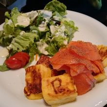 サーモンのパンプティパ