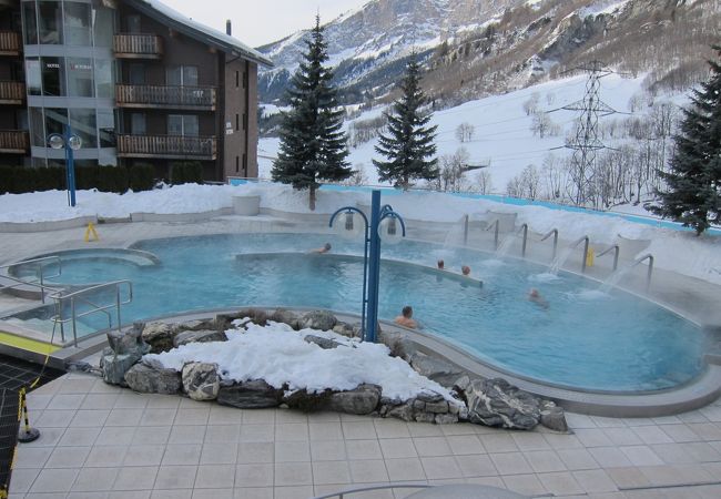 今はLeukerbad Therme