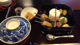 手頃なお値段で美味しいお料理を