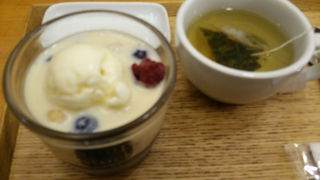 クイーンズ伊勢丹の中