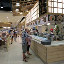 ここは日本料理（なんちゃって系）ですね 