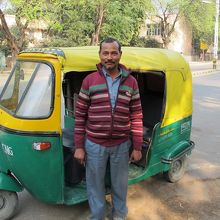 ぼったくりなしでオートリクシャーに乗れます