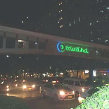 入口は、サリナスドライブのいつも行ってる焼肉屋の真ん前＾＾