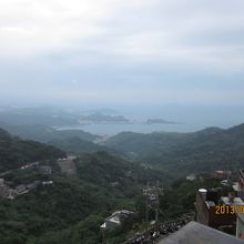 人混みを抜けると