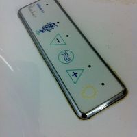 分かりにくいボタン、押しても上のランプはつきませんでした