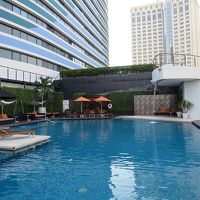 スイミングプールはお洒落になりました 