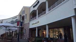 コーチのアウトレット