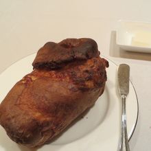 デニッシュのような新作パン。