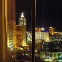 ストリップの裏側の南向きだった