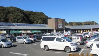 地元の方が沢山の複合施設