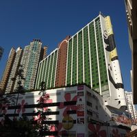 外壁にパンダのイラスト