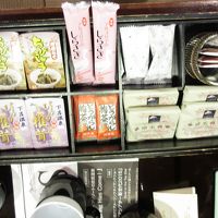 茶菓子の種類が多いです。