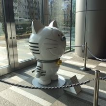 白い虎のドラえもんがお出迎え♪