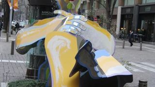 前衛的なオブジェがありました