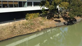 ゆったり休憩ラウンジがいいです。