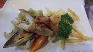 マリ シーフード レストラン