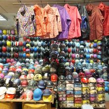 バイクにはヘルメット