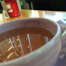カフェで五味子茶