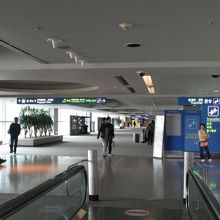 日本語の案内もあります