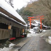 鳥居本、紅葉もいいけど雪景色もオツです。