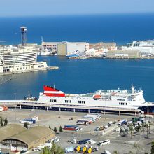 バルセロナ港の埠頭