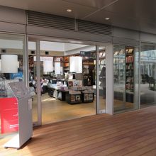 蔦屋　中の撮影遠慮