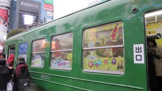 ハチ公前の電車は観光案内所