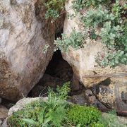 ギリシア神話の伝説の洞窟