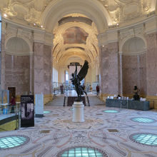 入口のホールです