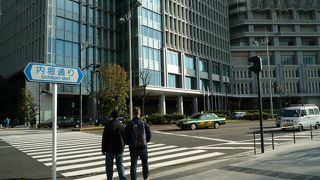 皇居の中を通る！