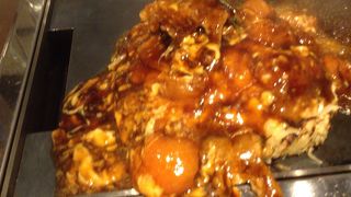 洋風な店舗に変わり種お好み焼き　＠京ちゃばな