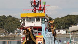 ここに来て遊覧船に乗らない手はない