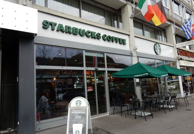 スターバックスコーヒー (ローザンヌ駅店)