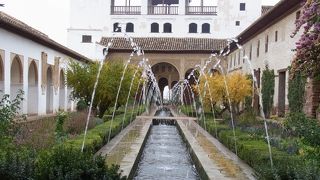 ヘネラリフェ庭園の見どころ