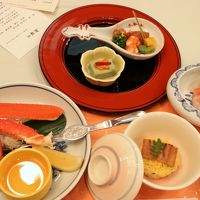 夕食（団体ながら、満足のいく内容）