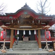 「諏訪神社」拝殿です。