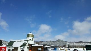 昔のドライブインかな？