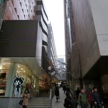 新宿駅西口から南口への抜け道は 小さくてもきらりと光るお店が集まります By ナツメロ大王 モザイク通りのクチコミ フォートラベル 新宿駅西口から南口への抜け道は 小さくてもきらりと光るお店が集まります By ナツメロ大王 モザイク通りのクチコミ フォートラベル