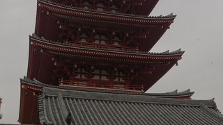 近寄ると結構大きい