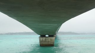 目の前にはダイナミックな景色