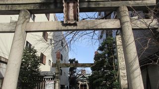 菅原道真公の生まれた屋敷跡で道真公をお祀りしている神社