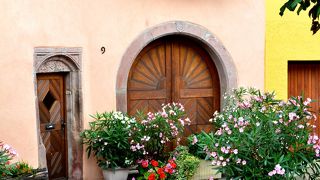 リクヴィルよりちょっぴり落ち着いた可愛さの村