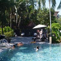 ビーチよりプール派？