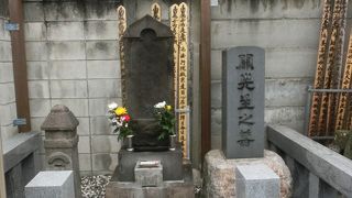 浄輪寺に眠る江戸時代の和算の大家