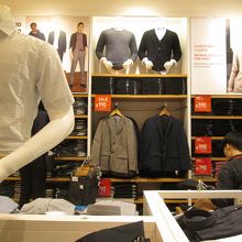 ユニクロ (サイアムパラゴン店)